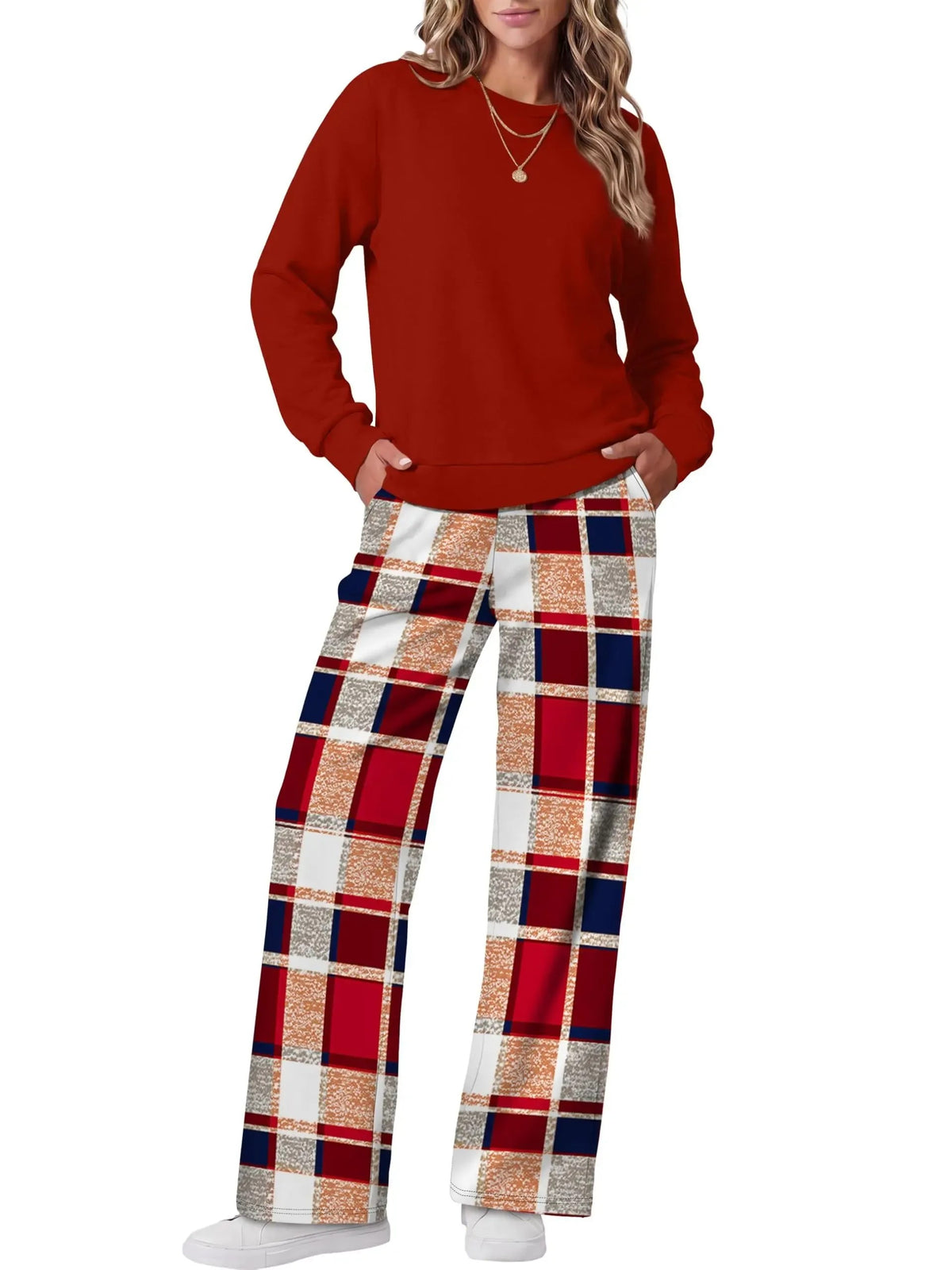 Women's Two-Piece Loungewear Set with Crew Neck Top & Printed Pants