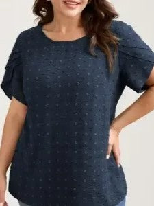 Women's Dot Textured Petal Short Sleeve Blouse