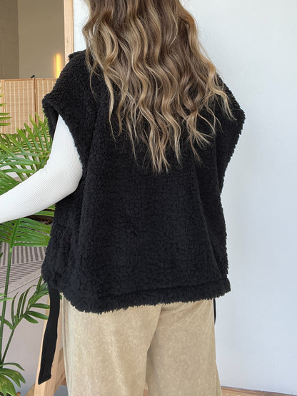 Women's Button Paneled Teddy Fleece Vest Jacket