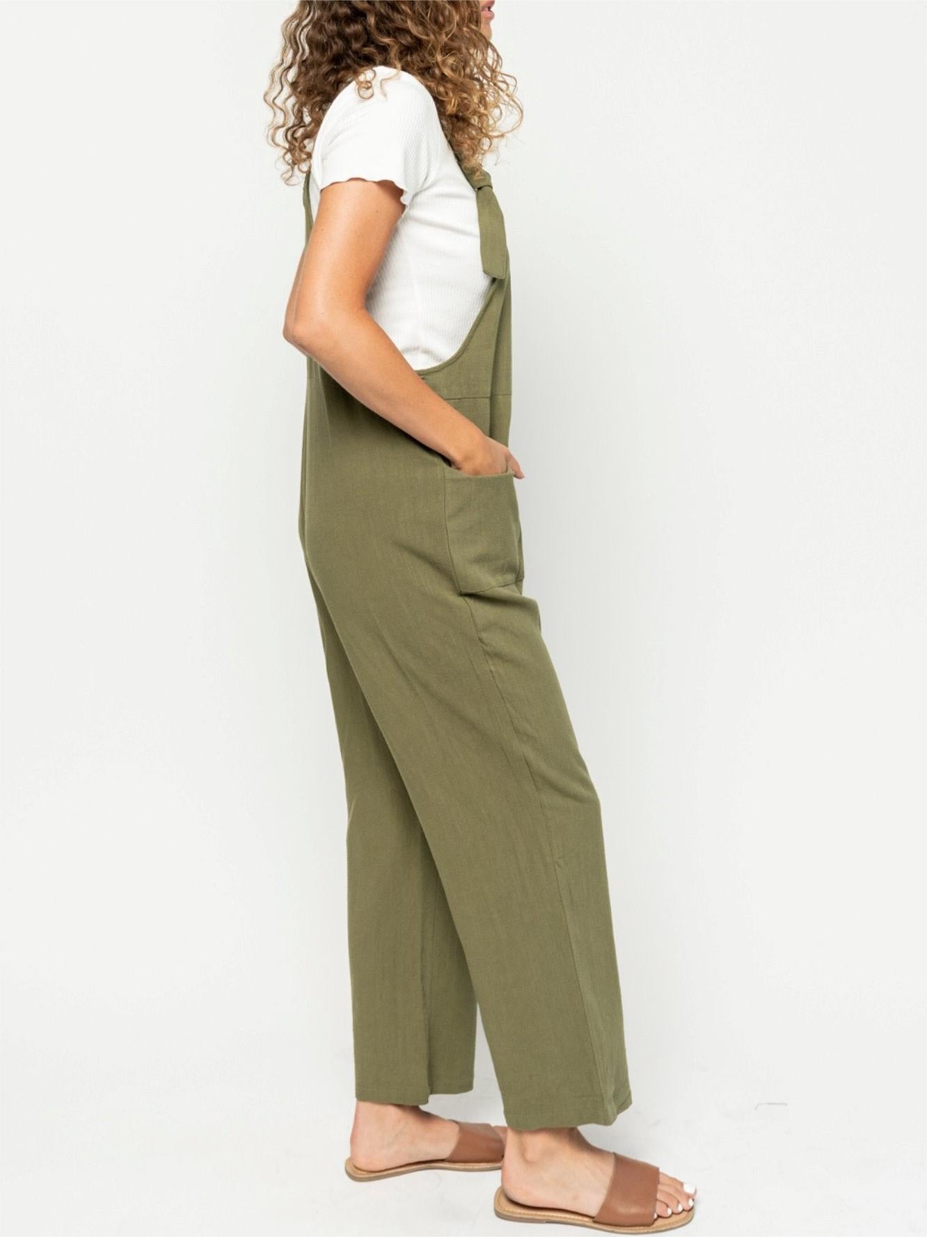 Women's Relaxed Wide Leg Jumpsuit