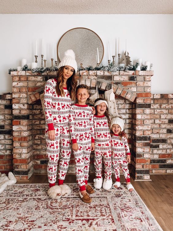 Dear Deer Family Pajamas 2-piece Set