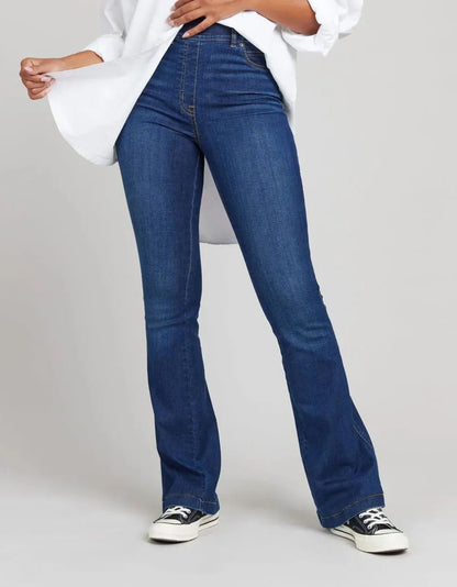 New Fitted Vintage Flared Jeans