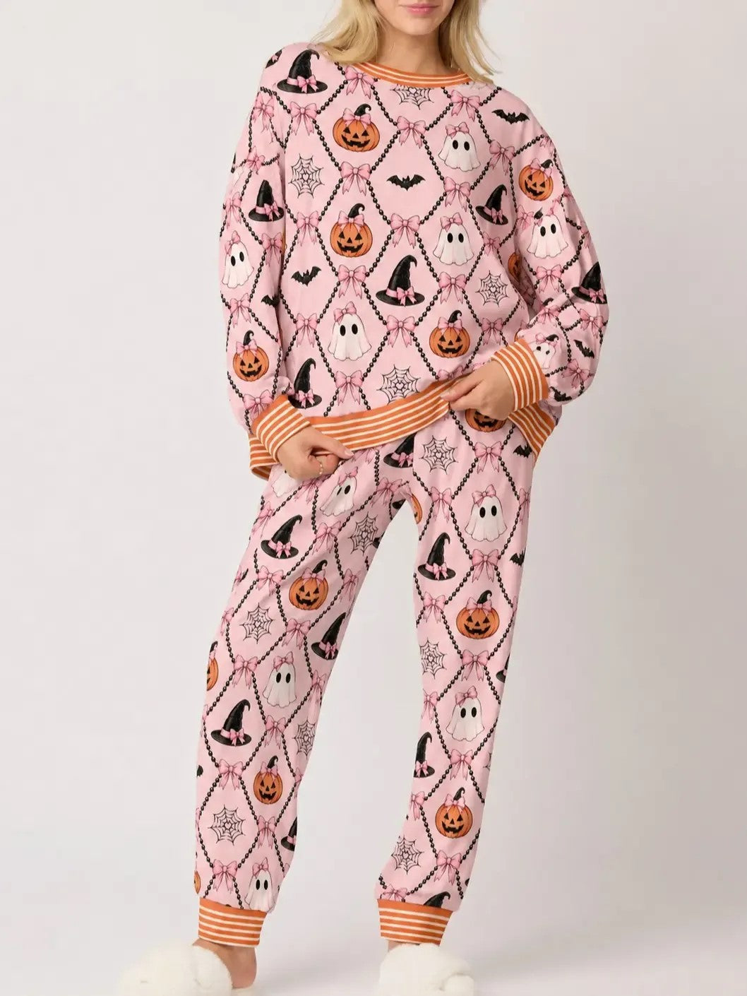 Women's Cute Holiday‑Print Pajama Set