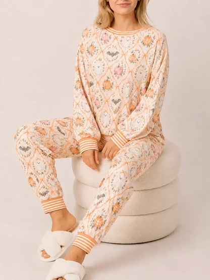 Women's Cute Holiday‑Print Pajama Set