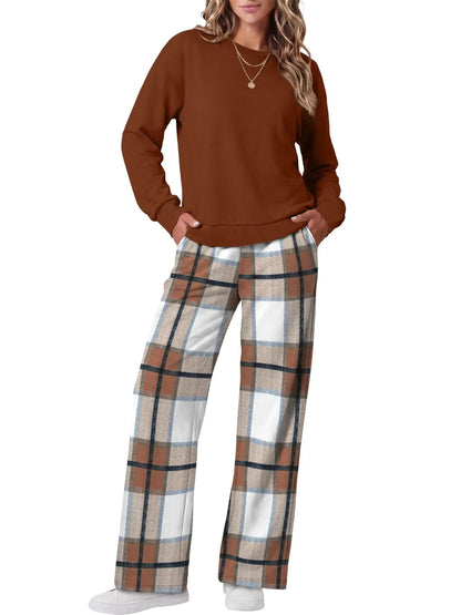 Women's Two-Piece Loungewear Set with Crew Neck Top & Printed Pants