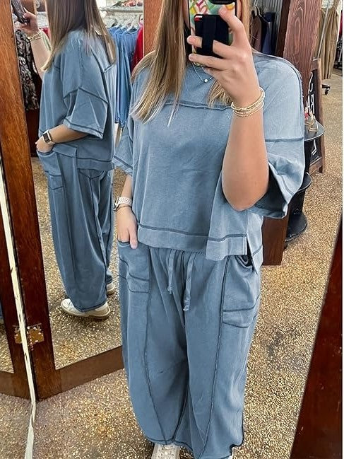 Women's Two Piece Sweatsuit Set with Cropped Top and Wide Leg Pants