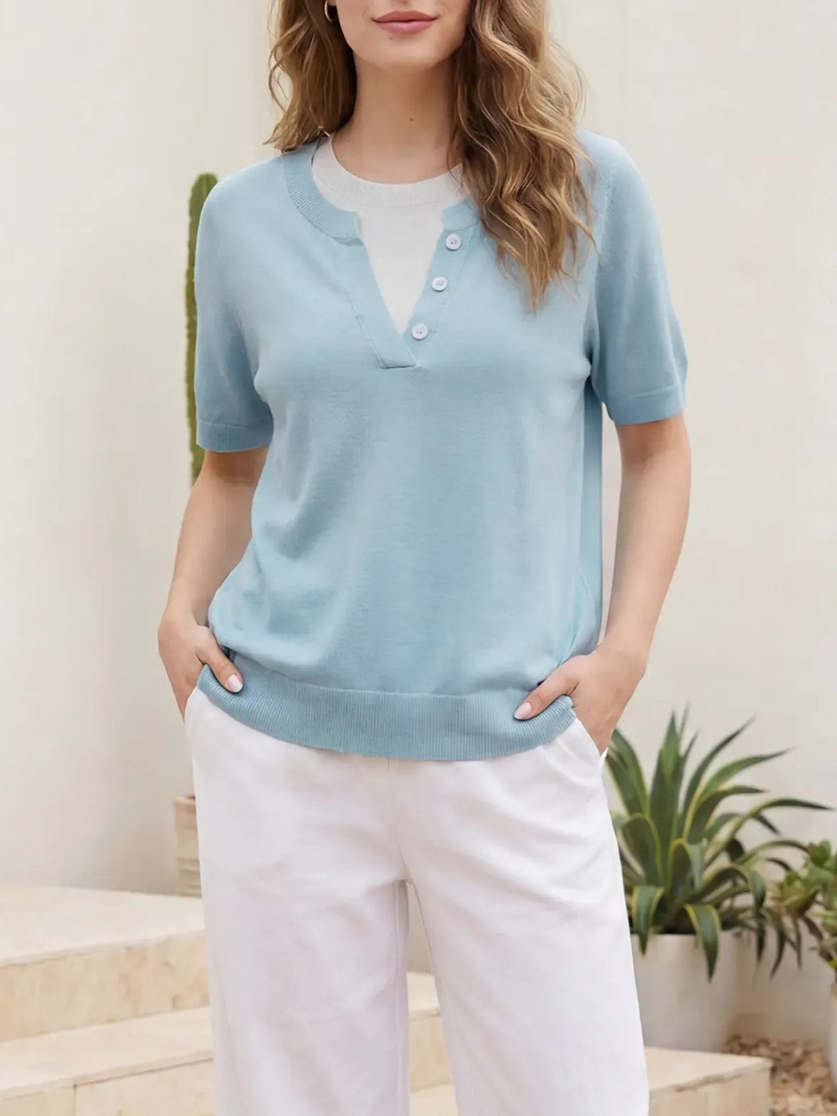 Women's Everyday Contrast Trim V Neck Knit Short Sleeve Blouse