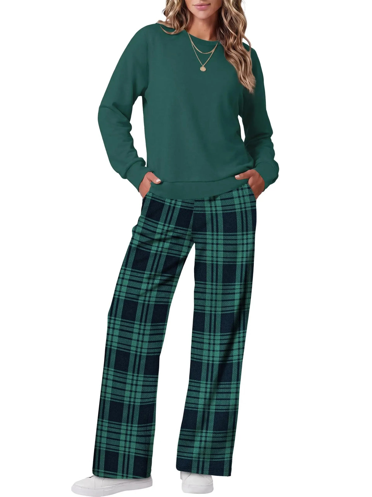 Women's Two-Piece Loungewear Set with Crew Neck Top & Printed Pants