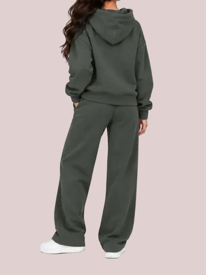 Women's 2-Piece Oversized Hoodie & Wide Leg Sweatpants Set